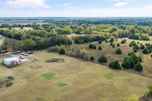 300 County Rd 4233, Bonham, TX 75418 - Photo 33