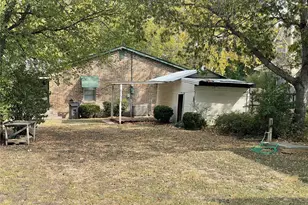804 Kentucky St, Graham, TX 76450 - Photo 21