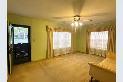 804 Kentucky Street, Graham, TX 76450 - Photo 9