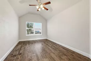 609 Meadowedge Ln, Denton, TX 76207 - Photo 9