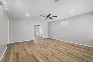 2104 W Lotus Ave, Fort Worth, TX 76111 - Photo 7