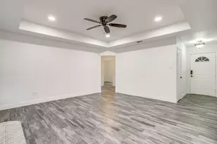 155 Ann Ct, Azle, TX 76020 - Photo 5