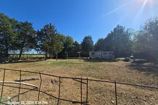 912 E Letava Dr, Mabank, TX 75147 - Photo 27