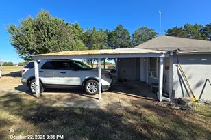 912 E Letava Dr, Mabank, TX 75147 - Photo 25