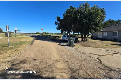 912 E Letava Drive, Mabank, TX 75147 - Photo 33