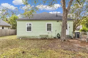 304 N Lumpkin St, Mart, TX 76664 - Photo 23