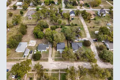 304 N Lumpkin Street, Mart, TX 76664 - Photo 33