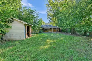 205 N Union St, Whitesboro, TX 76273 - Photo 25