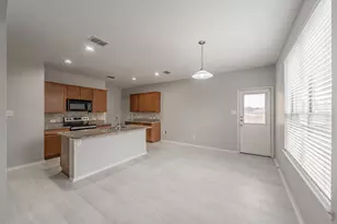 5446 Prairie Ln, Grand Prairie, TX 75052 - Photo 15