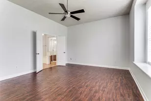 2410 Bowie Ln, Grapevine, TX 76051 - Photo 17