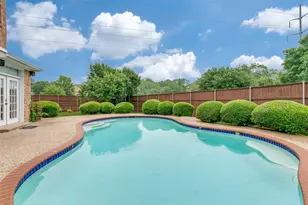 2410 Bowie Ln, Grapevine, TX 76051 - Photo 33