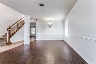 2410 Bowie Ln, Grapevine, TX 76051 - Photo 9