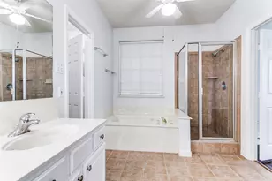 2410 Bowie Ln, Grapevine, TX 76051 - Photo 29