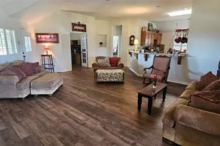 7641 Drew Dr, Midlothian, TX 76065 - Photo 5