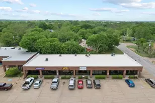 300 S Morgan St, Granbury, TX 76048 - Photo 1