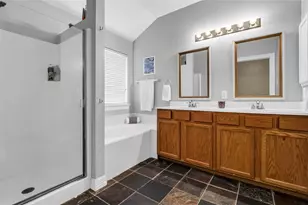 325 Redhead Dr, Little Elm, TX 75068 - Photo 15