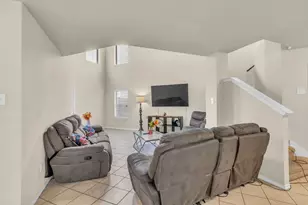 2256 Spring Hollow Dr, Lancaster, TX 75134 - Photo 5