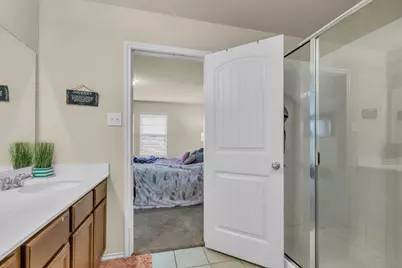 2256 Spring Hollow Drive, Lancaster, TX 75134 - Photo 31