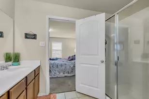 2256 Spring Hollow Dr, Lancaster, TX 75134 - Photo 31