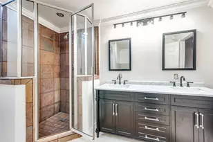 3581 Woodleigh Dr, Dallas, TX 75229 - Photo 17