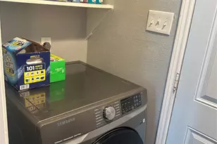 627 S Walnut Creek Dr, Mansfield, TX 76063 - Photo 17