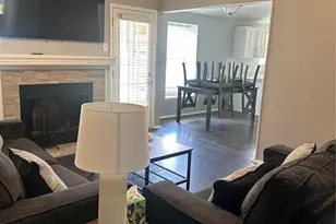 627 S Walnut Creek Dr, Mansfield, TX 76063 - Photo 9