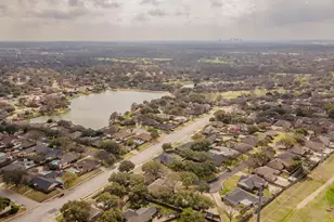 5004 Lake View Cir, North Richland Hills, TX 76180 - Photo 3