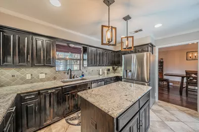 5004 Lake View Circle, North Richland Hills, TX 76180 - Photo 11