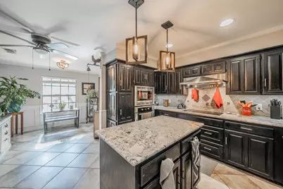 5004 Lake View Circle, North Richland Hills, TX 76180 - Photo 9