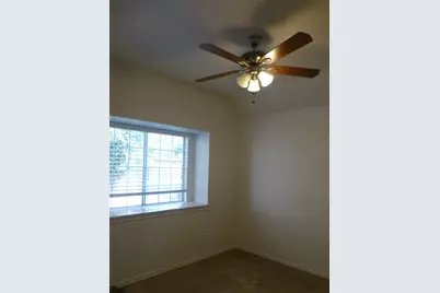 938 Winterstone Drive, Lewisville, TX 75067 - Photo 5