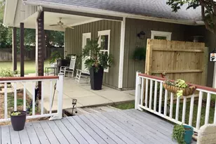 416 W College St, Grapevine, TX 76051 - Photo 21