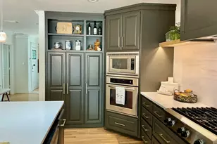 416 W College St, Grapevine, TX 76051 - Photo 5