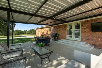 917 Cole Lane, Bowie, TX 76230 - Photo 5