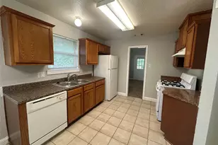 4147 Gladewater Rd, Dallas, TX 75216 - Photo 11