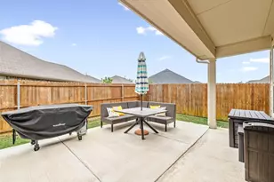 2612 Castle Creek Dr, Little Elm, TX 75068 - Photo 33