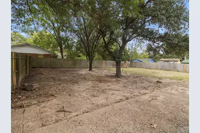 736 Bluebonnet Street, Mexia, TX 76667 - Photo 17