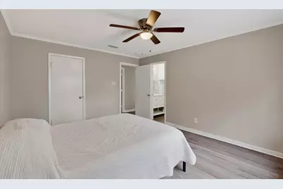 2107 Rockwood Drive, Carrollton, TX 75007 - Photo 23