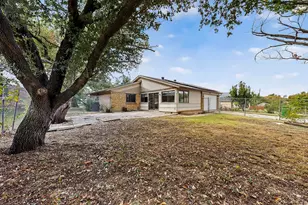 2107 Rockwood Dr, Carrollton, TX 75007 - Photo 37