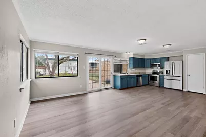 2107 Rockwood Drive, Carrollton, TX 75007 - Photo 13