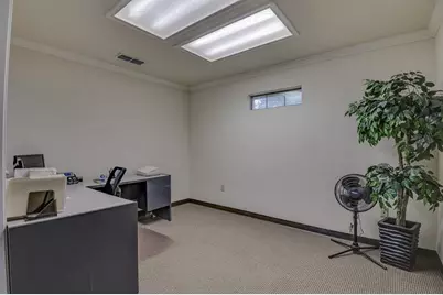 580 N Hampton Road, DeSoto, TX 75115 - Photo 19