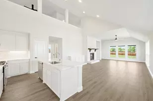 11916 Serval St, Godley, TX 76044 - Photo 9