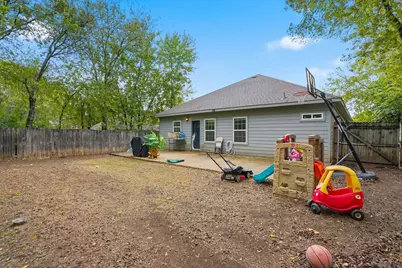 2611 Kilburn Avenue, Dallas, TX 75216 - Photo 23