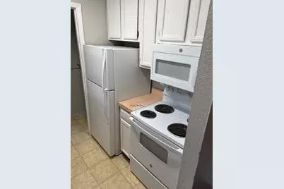 1810 N Garrett Avenue #106, Dallas, TX 75206 - Photo 5