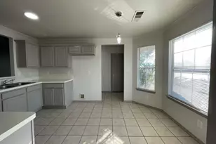 4102 Opal Ave, Dallas, TX 75216 - Photo 3