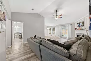 5409 Summit Peak Dr, Arlington, TX 76017 - Photo 7