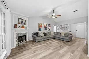 5409 Summit Peak Dr, Arlington, TX 76017 - Photo 9