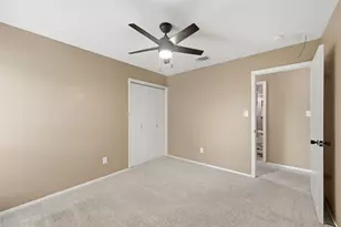 2105 Rockmoor Dr, Edgecliff Village, TX 76134 - Photo 25