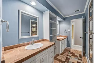 2105 Rockmoor Dr, Edgecliff Village, TX 76134 - Photo 29