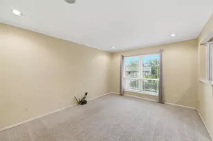 2105 Rockmoor Dr, Edgecliff Village, TX 76134 - Photo 13