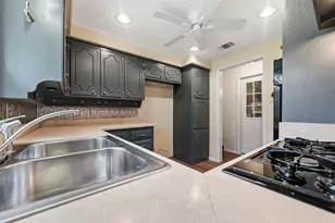 2105 Rockmoor Dr, Edgecliff Village, TX 76134 - Photo 21